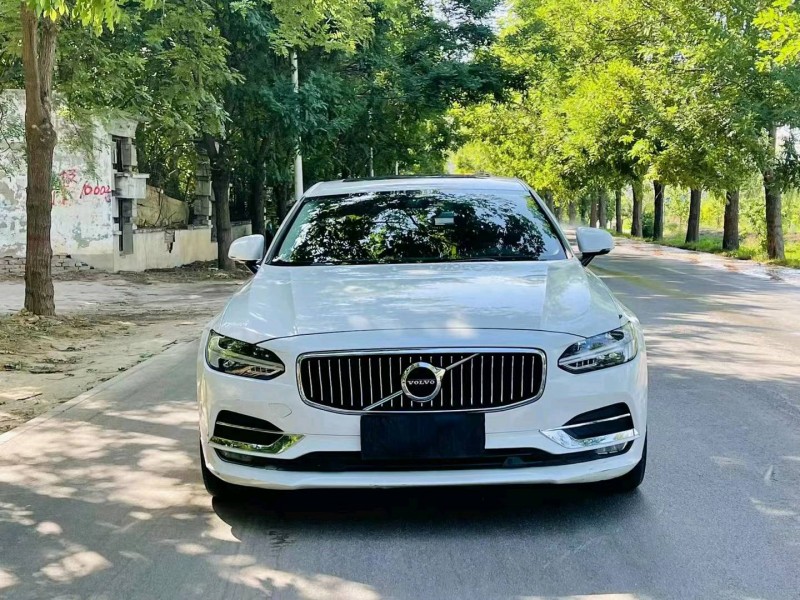 济南20年沃尔沃S901