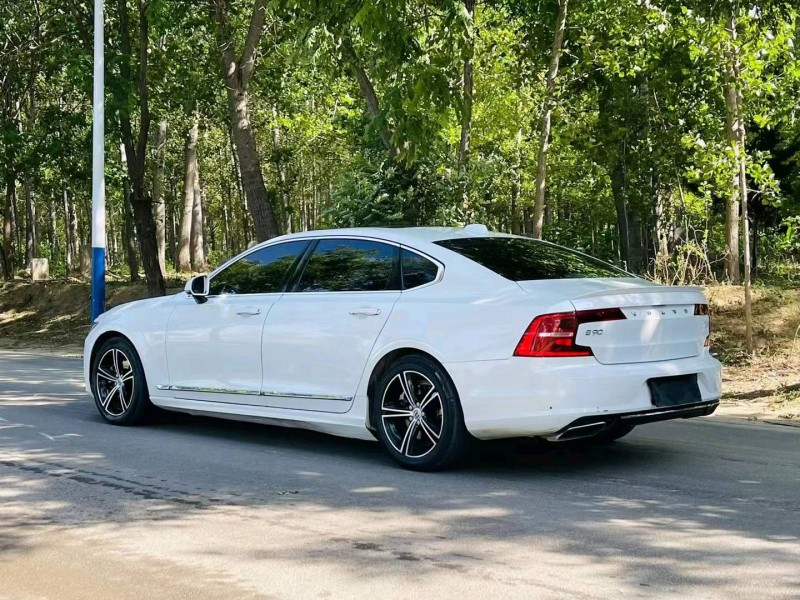 济南20年沃尔沃S904