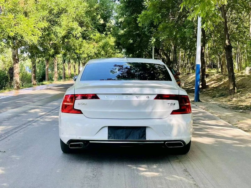 济南20年沃尔沃S909