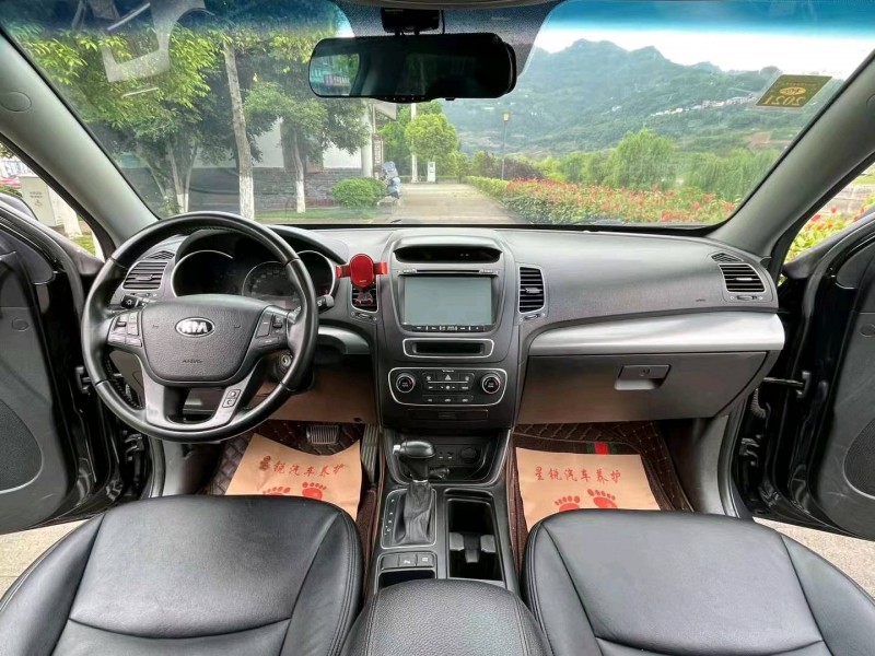 潍坊15年起亚索兰托4