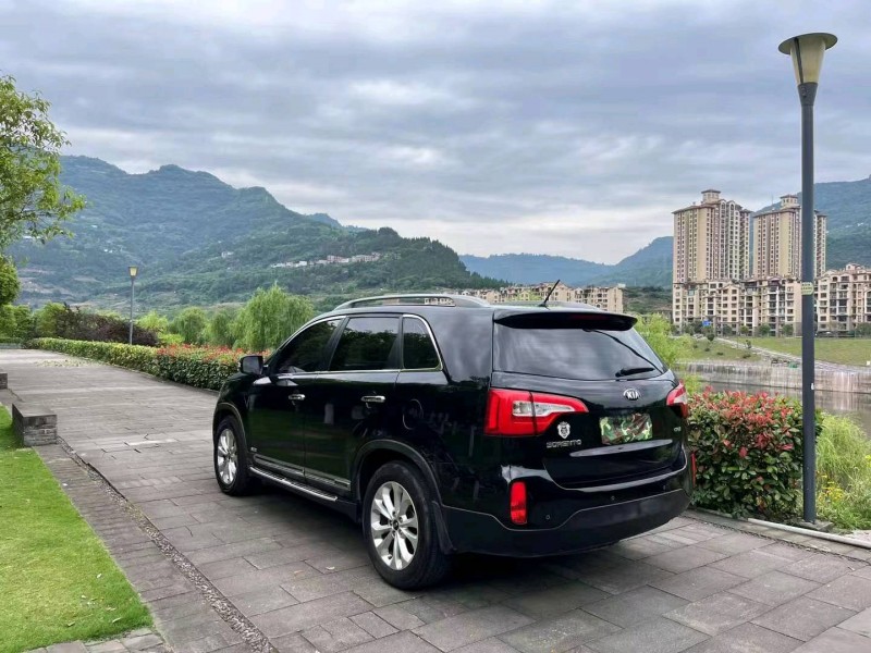 潍坊15年起亚索兰托8