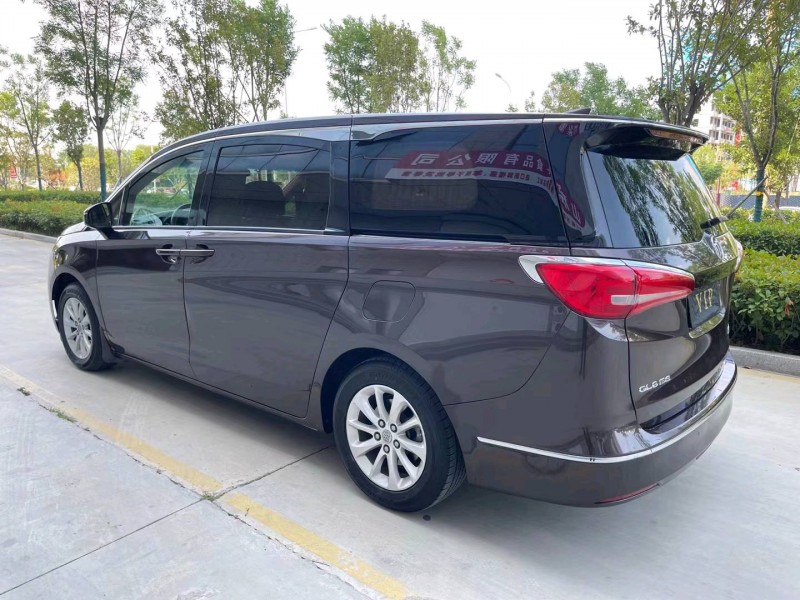 东营17年别克GL85