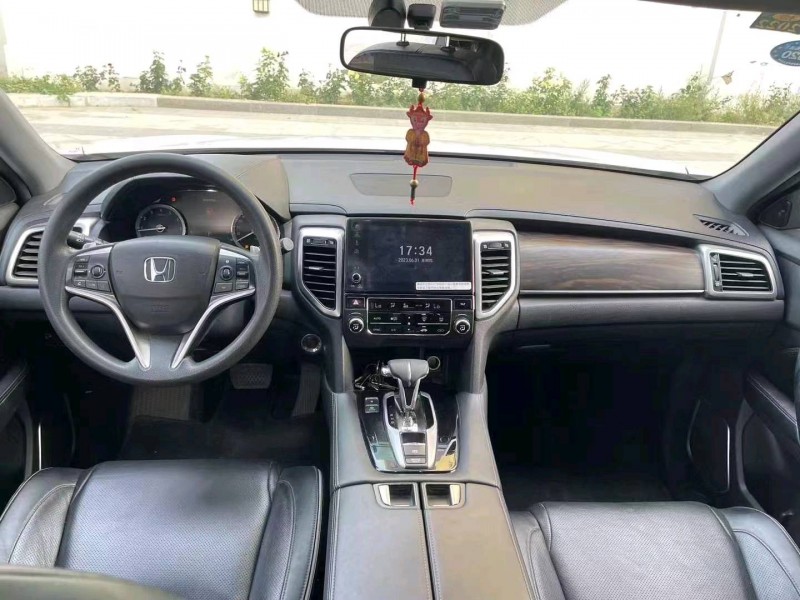 保定18年本田URV5