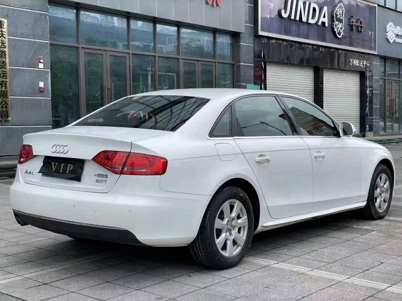 重庆11年奥迪A4L3