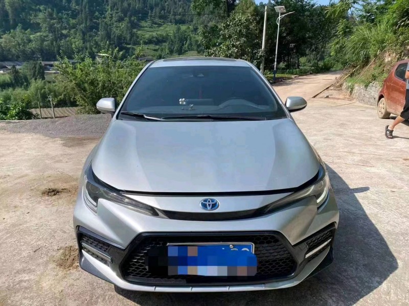 宜昌22年丰田雷凌1