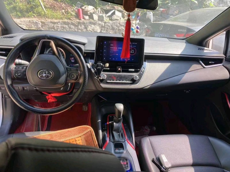 宜昌22年丰田雷凌3