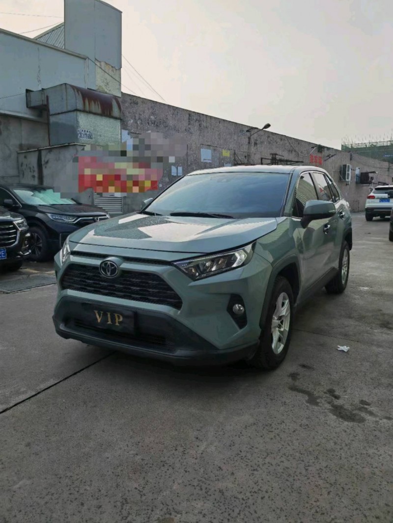 珠海20年丰田RAV42