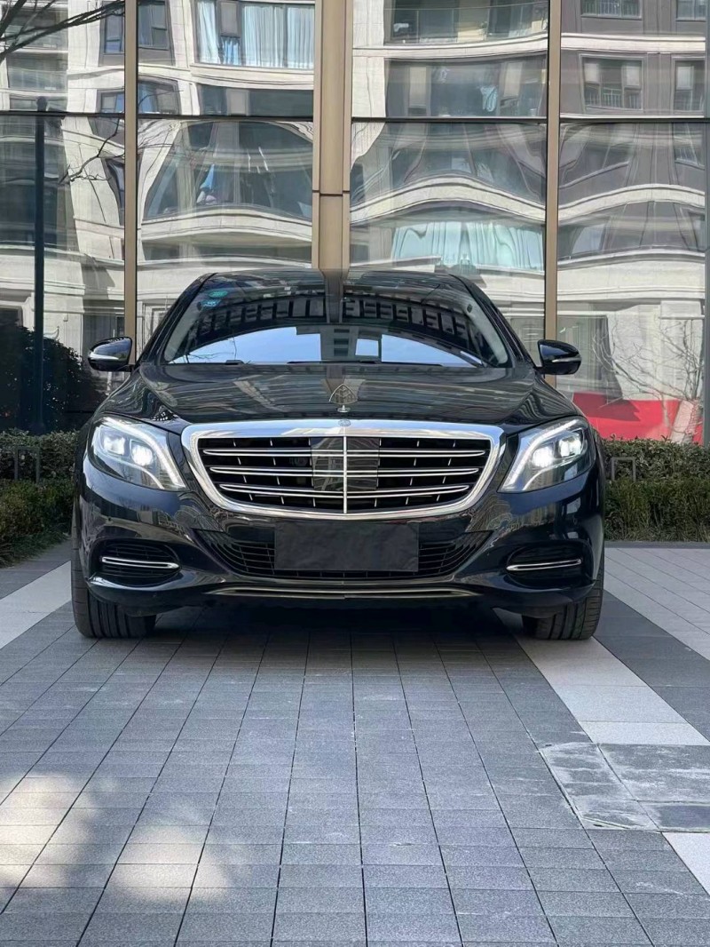 徐州16年奔驰迈巴赫S级1