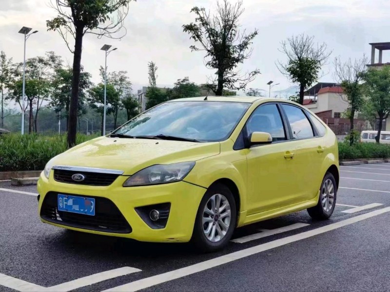 东莞12年福特福克斯2