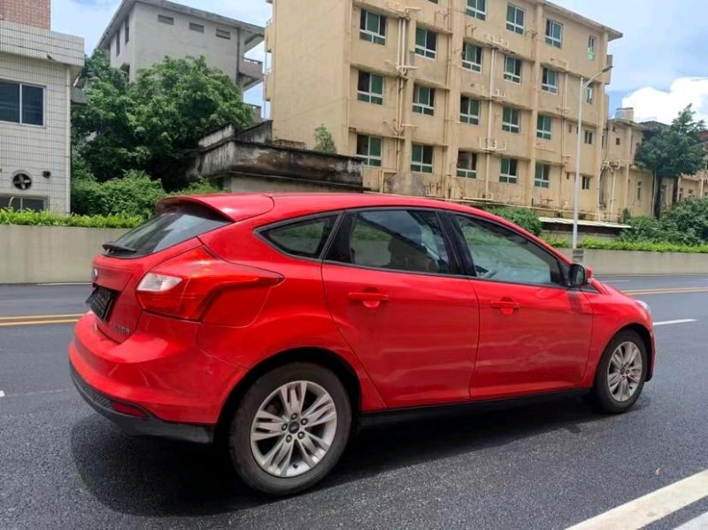 东莞12年福特福克斯7