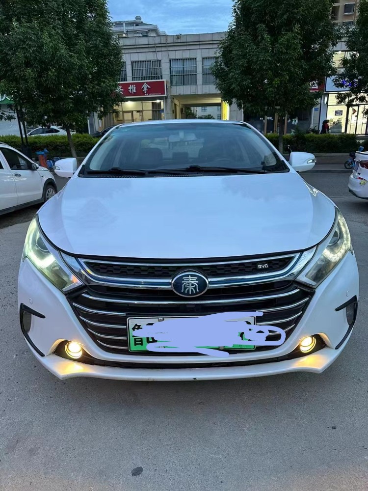 潍坊18年比亚迪秦1