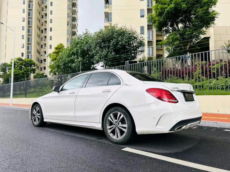 东莞18年奔驰C7