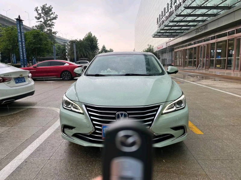 宜昌18年长安汽车睿骋CC1