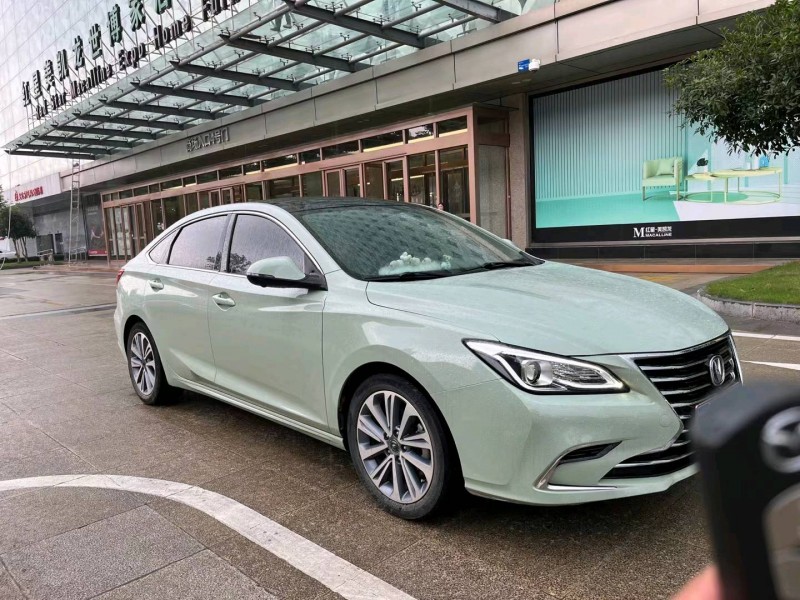 宜昌18年长安汽车睿骋CC6