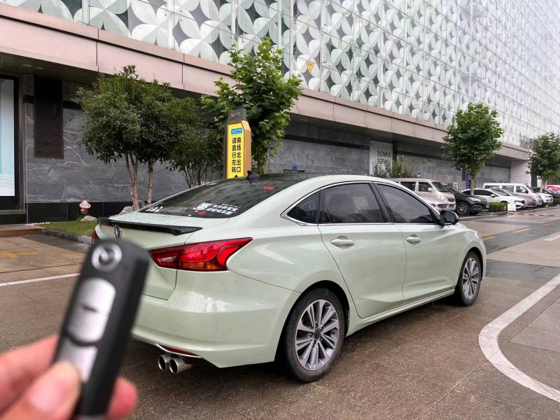 宜昌18年长安汽车睿骋CC8