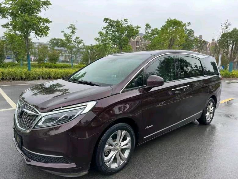 盐城17年别克GL82