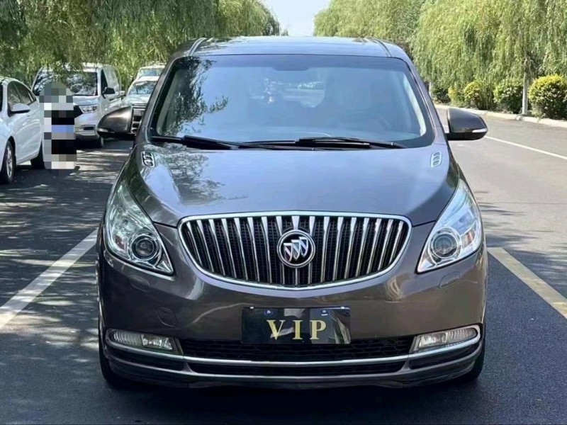 青岛17年别克GL81