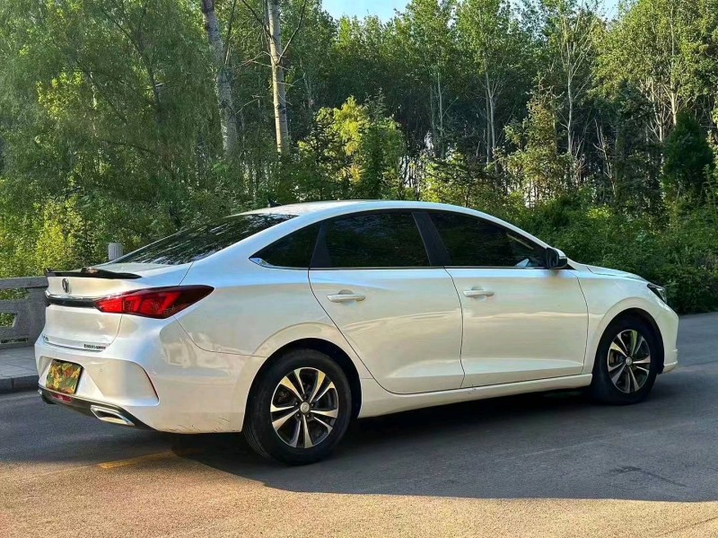 枣庄20年长安汽车逸动7