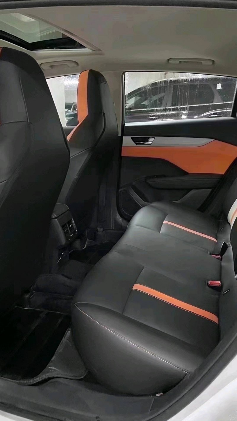 成都22年东风奕炫7