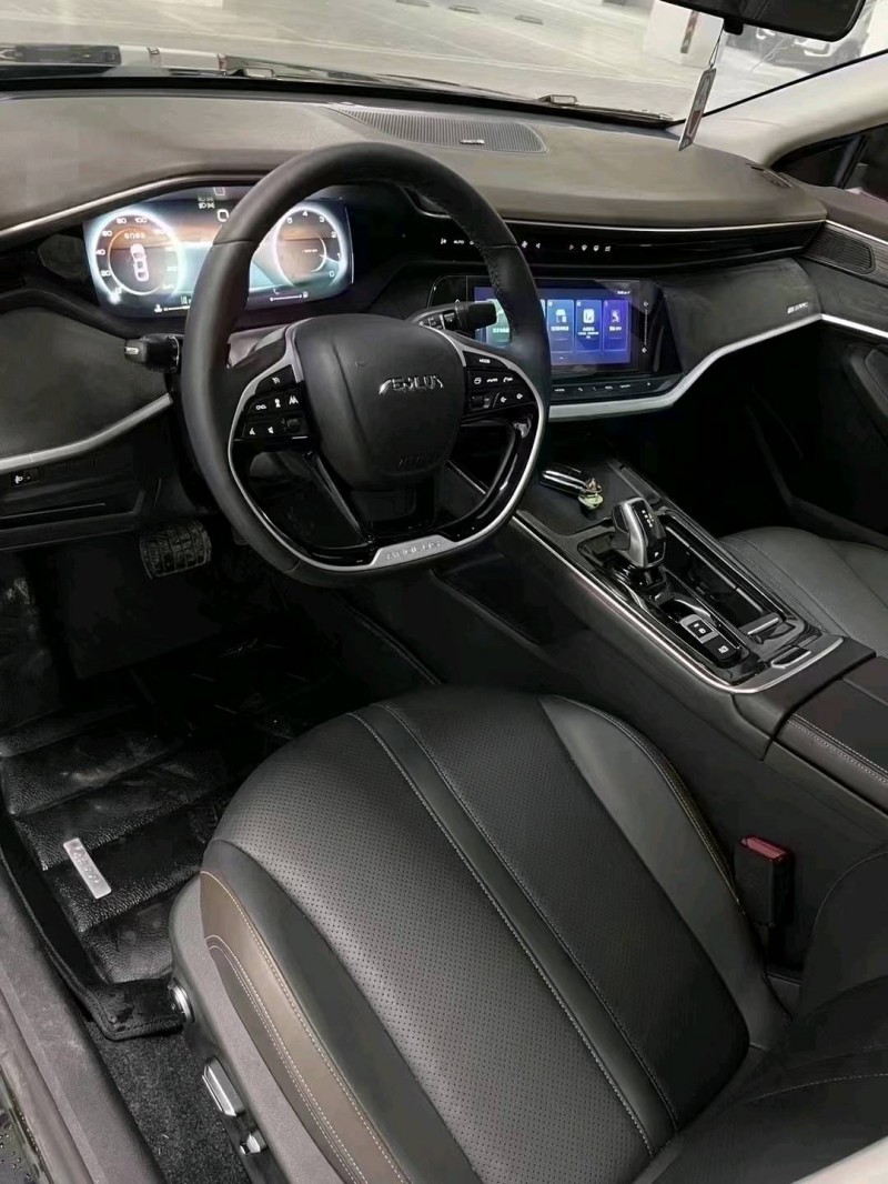 成都22年东风奕炫5