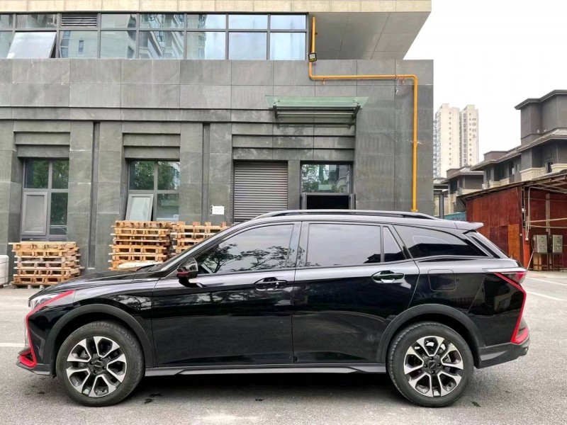 成都22年东风奕炫3