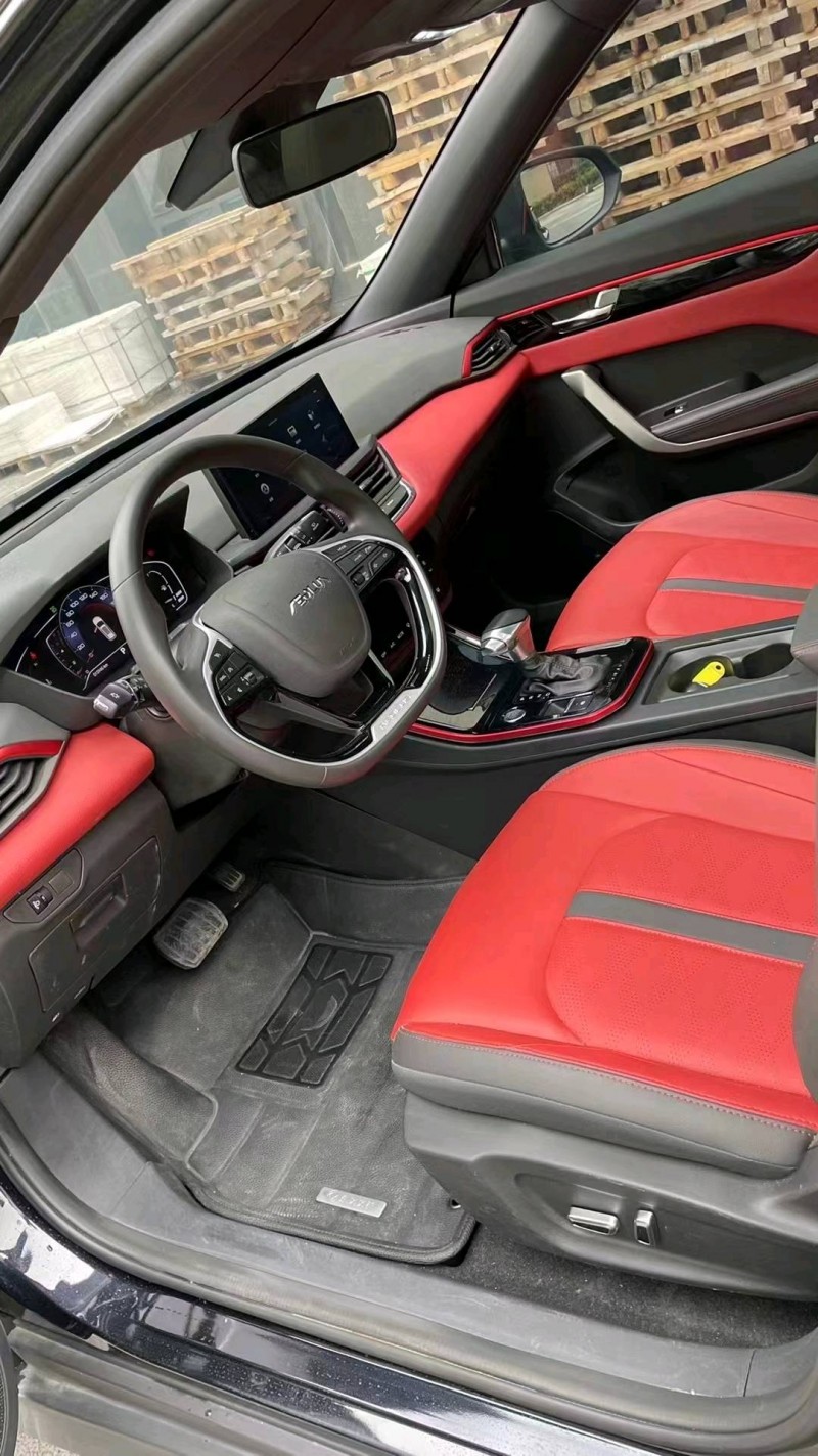 成都22年东风奕炫5