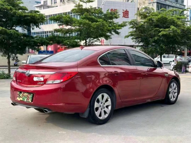 珠海13年别克君威9