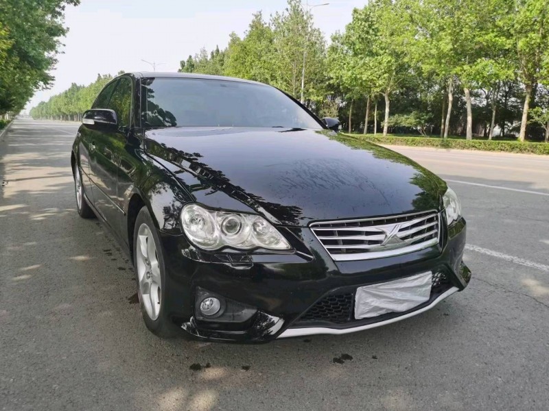 潍坊10年丰田锐志2