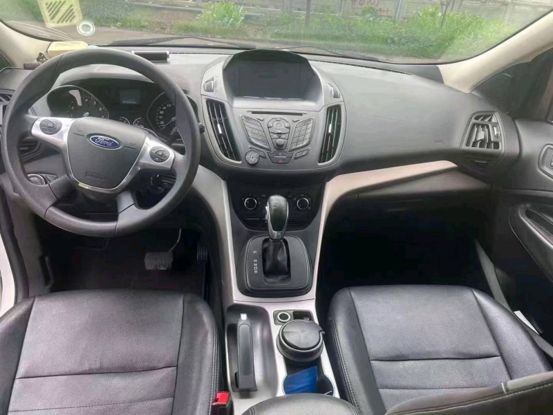 深圳14年福特翼虎6