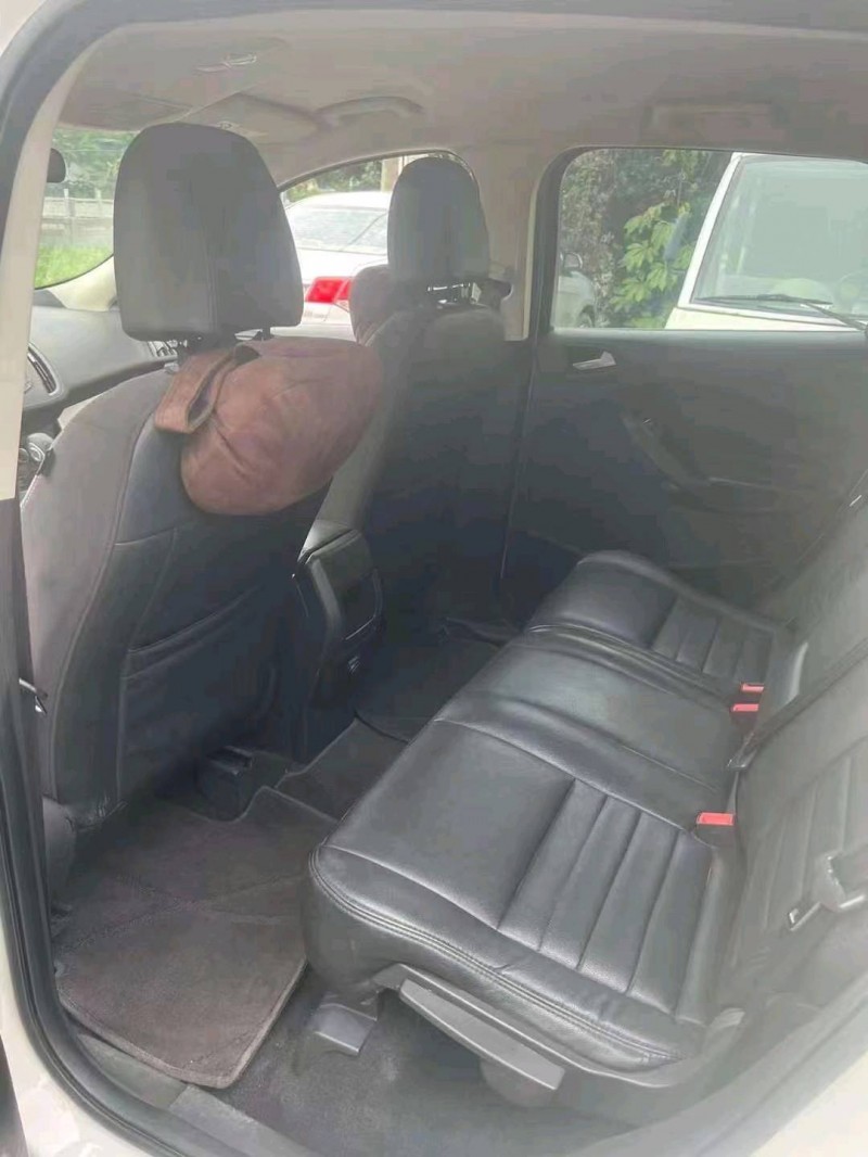 深圳14年福特翼虎8