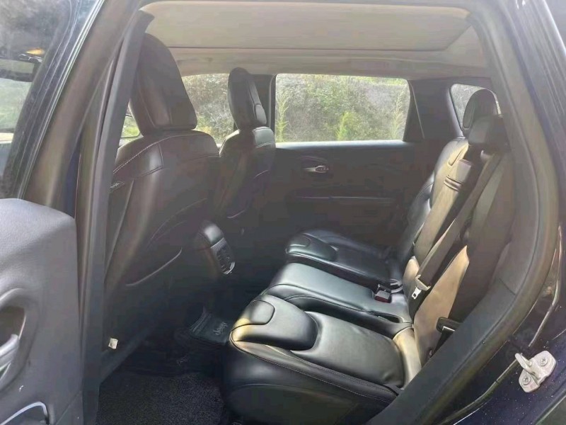 珠海16年Jeep自由光4