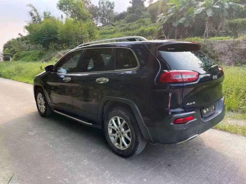 珠海16年Jeep自由光6