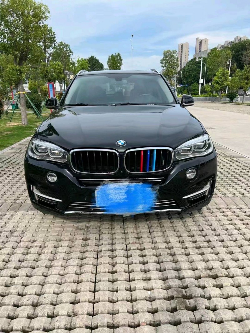 广州16年宝马X51