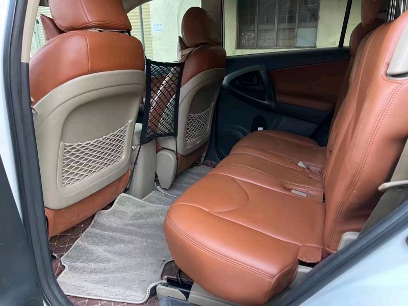 广州12年丰田RAV4荣放4
