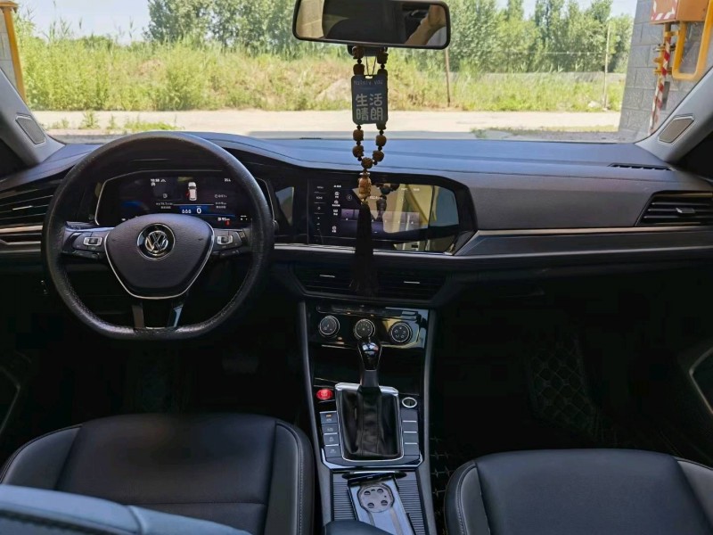 保定21年大众速腾5