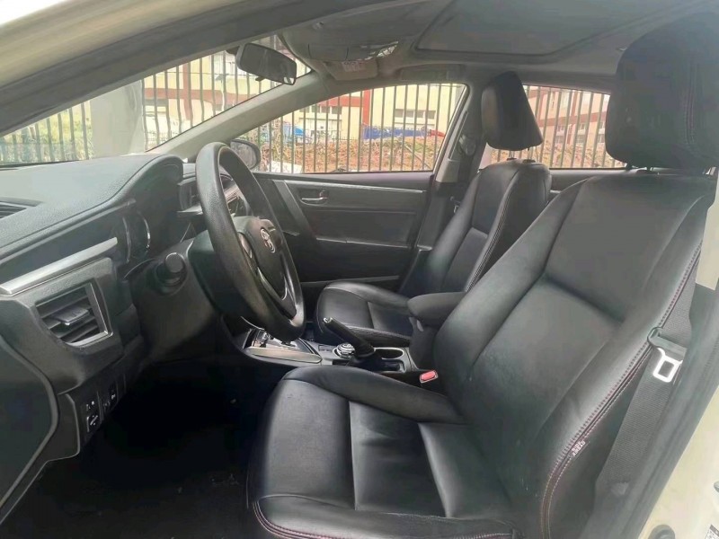 宜昌15年丰田雷凌4