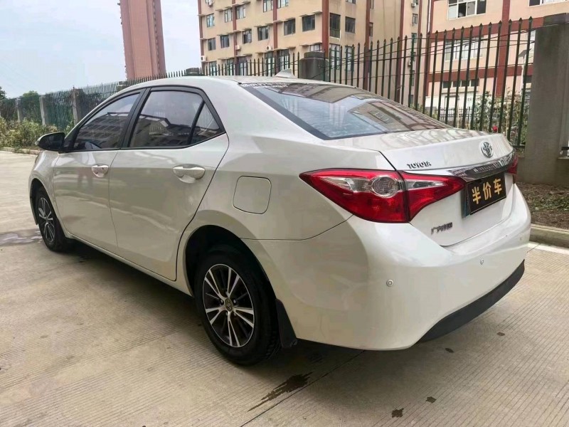 宜昌15年丰田雷凌8