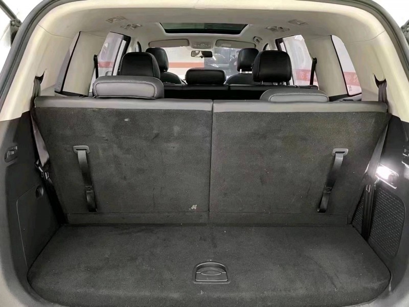 成都22年荣威RX89