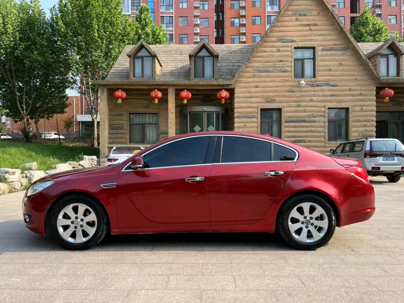 邢台12年别克君威8