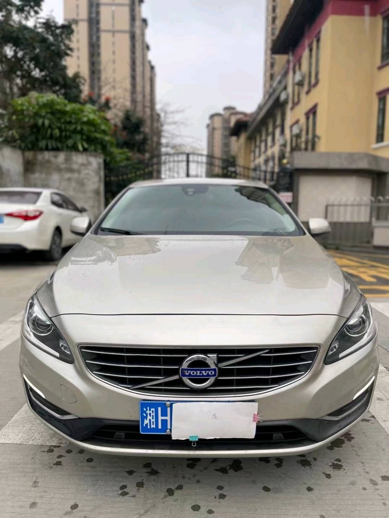 珠海17年沃尔沃S60L1