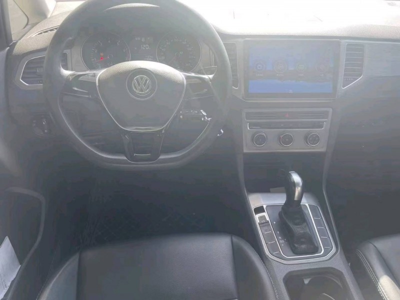 保定18年大众高尔夫·嘉旅7