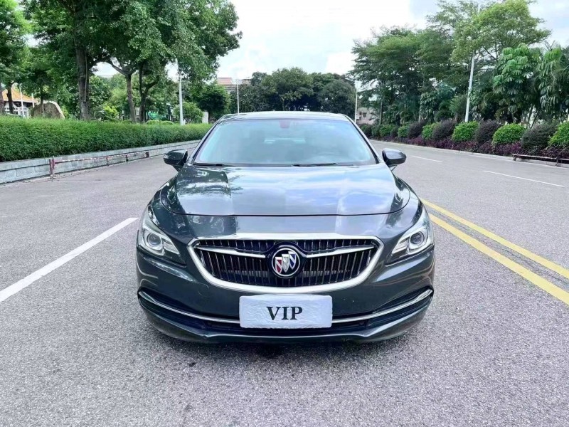 珠海17年别克君越1