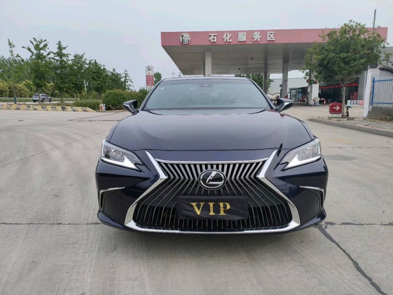 徐州20年雷克萨斯ES1
