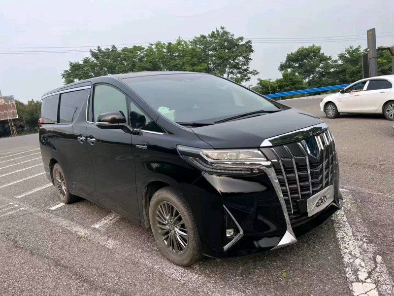 宜昌21年丰田埃尔法3