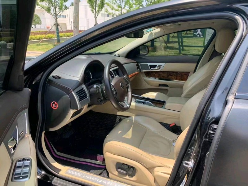 宜昌15年捷豹XF8