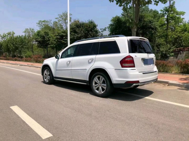 枣庄10年奔驰GL7