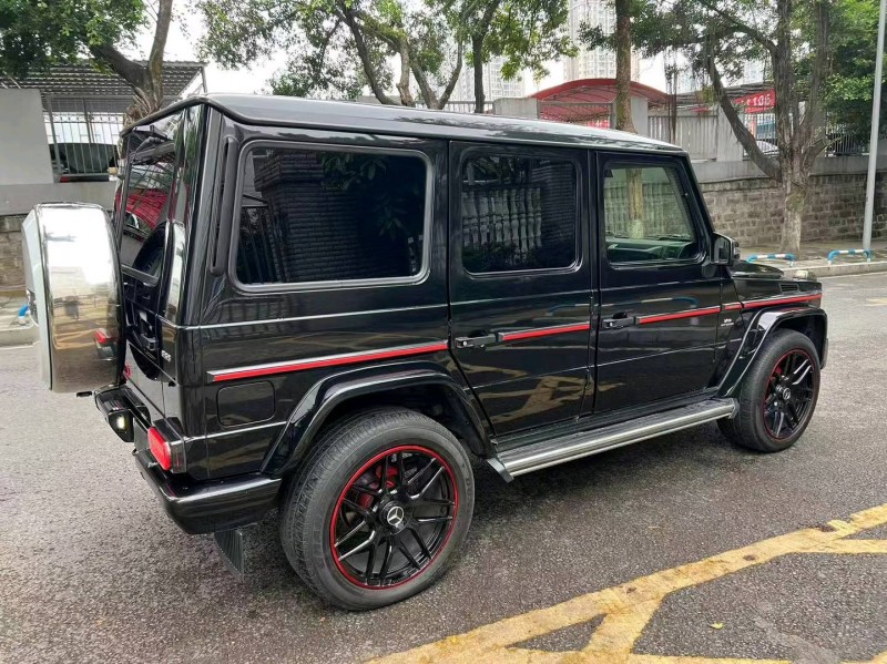 重庆17年奔驰G8
