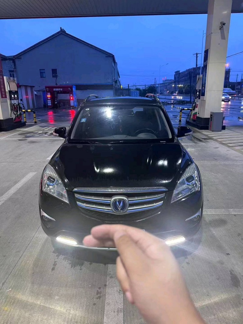 苏州16年长安汽车CS351