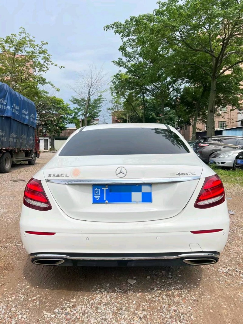 广州17年奔驰E6