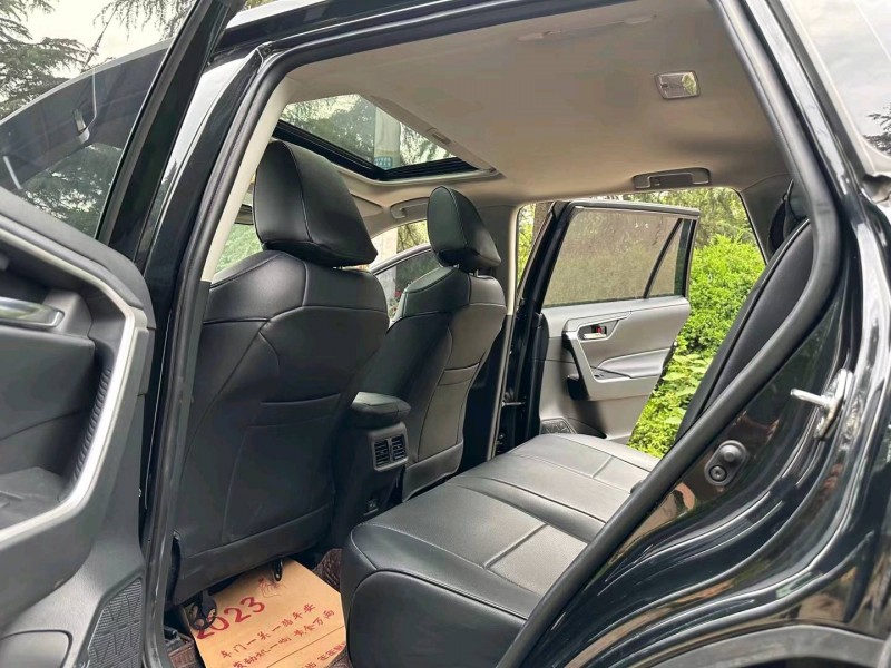 徐州21年丰田RAV44